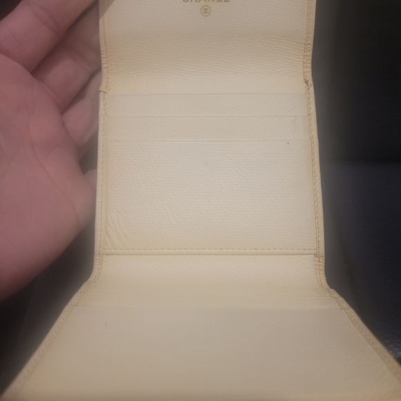 Chanel Bifold Wallet - Picture 5 of 9